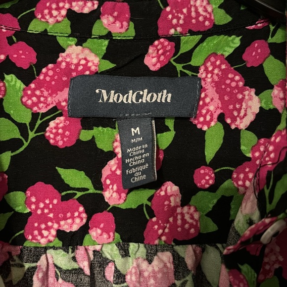 ModCloth Raspberry Print Summer Blouse - Picture 2 of 4